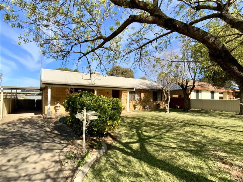 44 McDonnell Street, FORBES NSW 2871