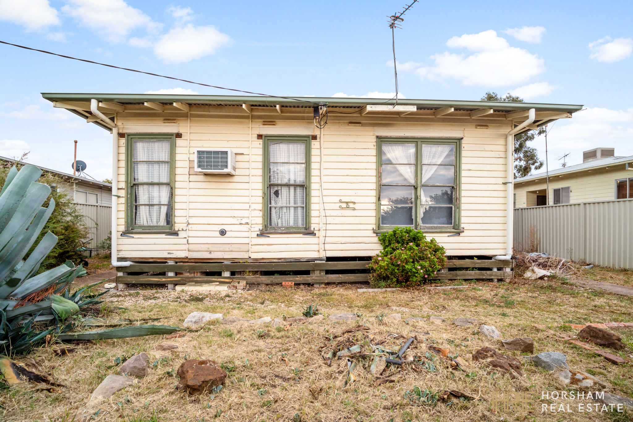 8 Elizabeth Street, HORSHAM VIC 3400