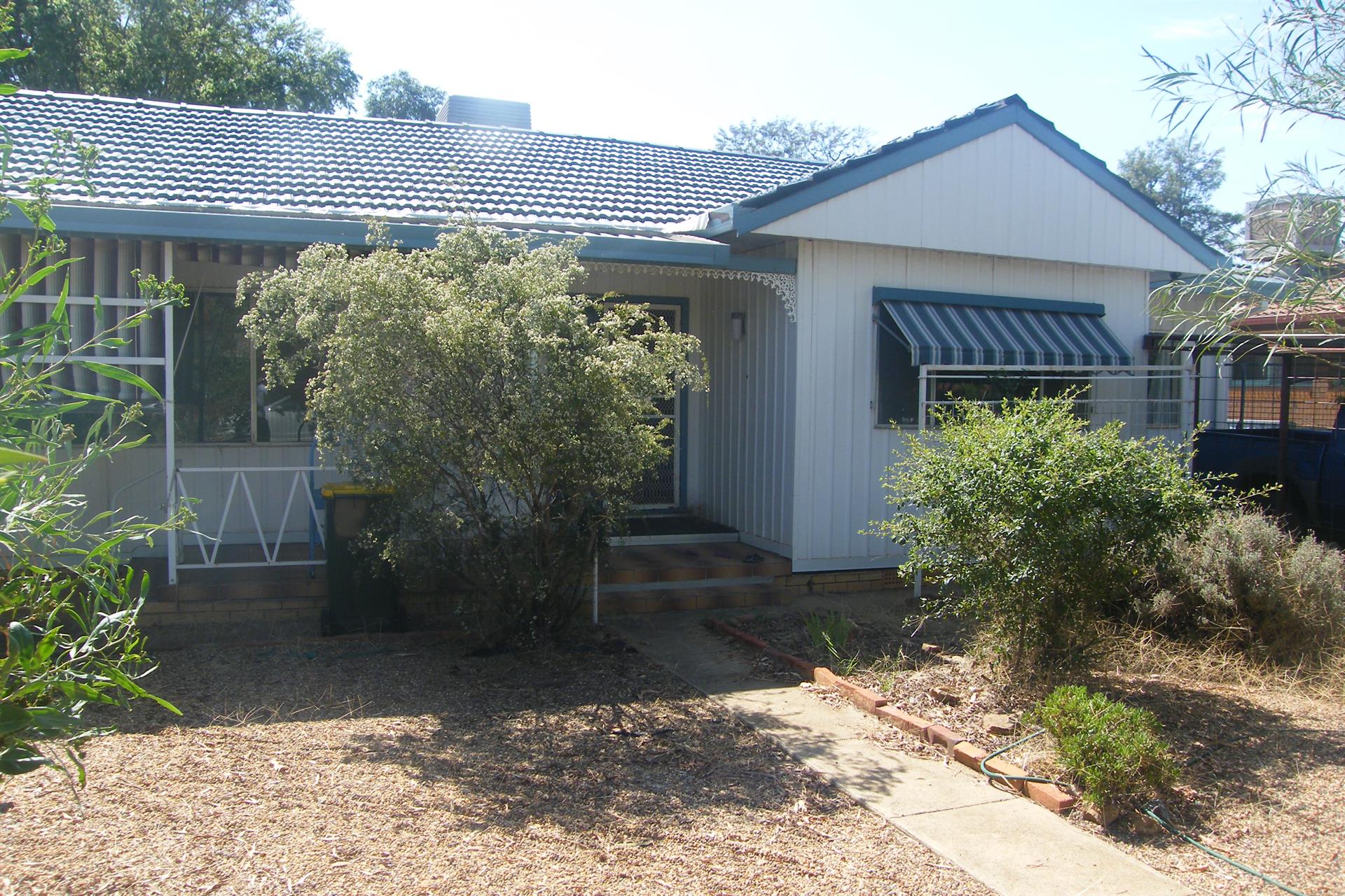 19 Crouch Street, FORBES NSW 2871