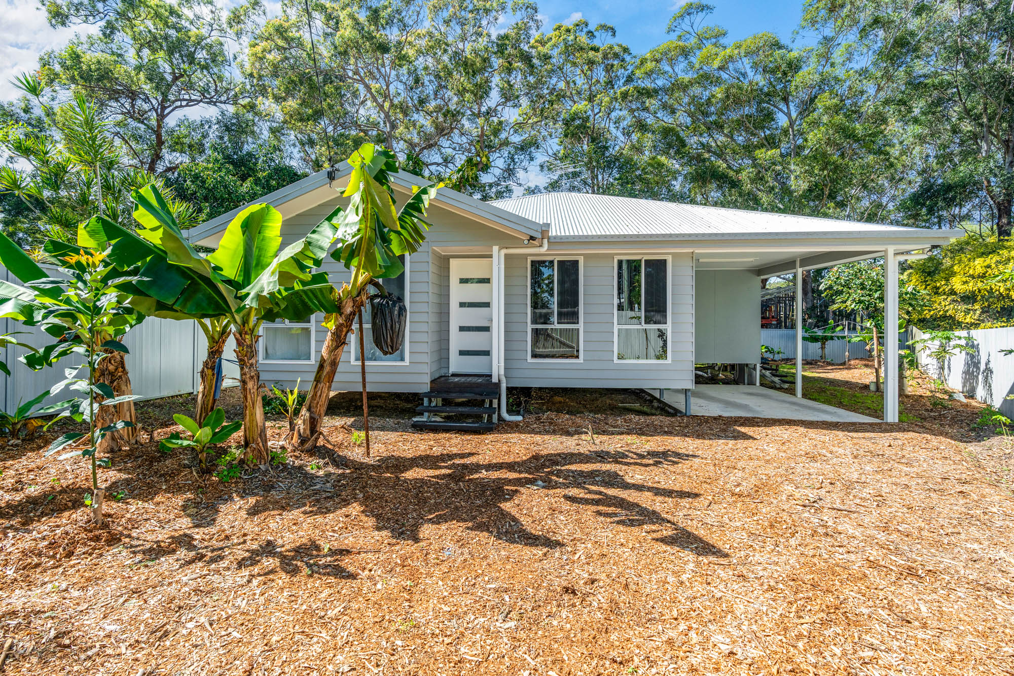 18 Rossi Ave, RUSSELL ISLAND QLD 4184