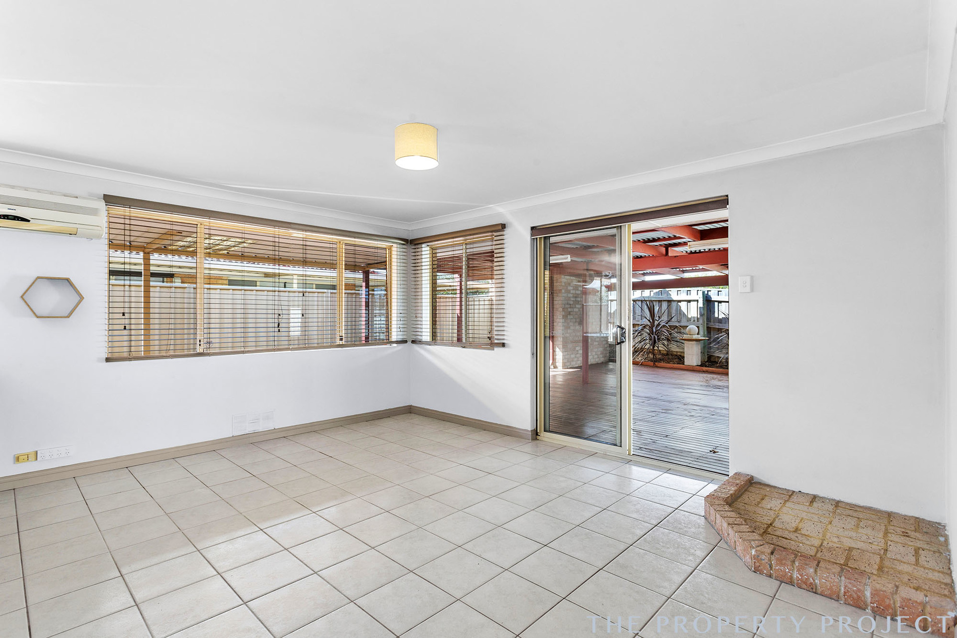 16B Springham Court Merriwa WA 6030