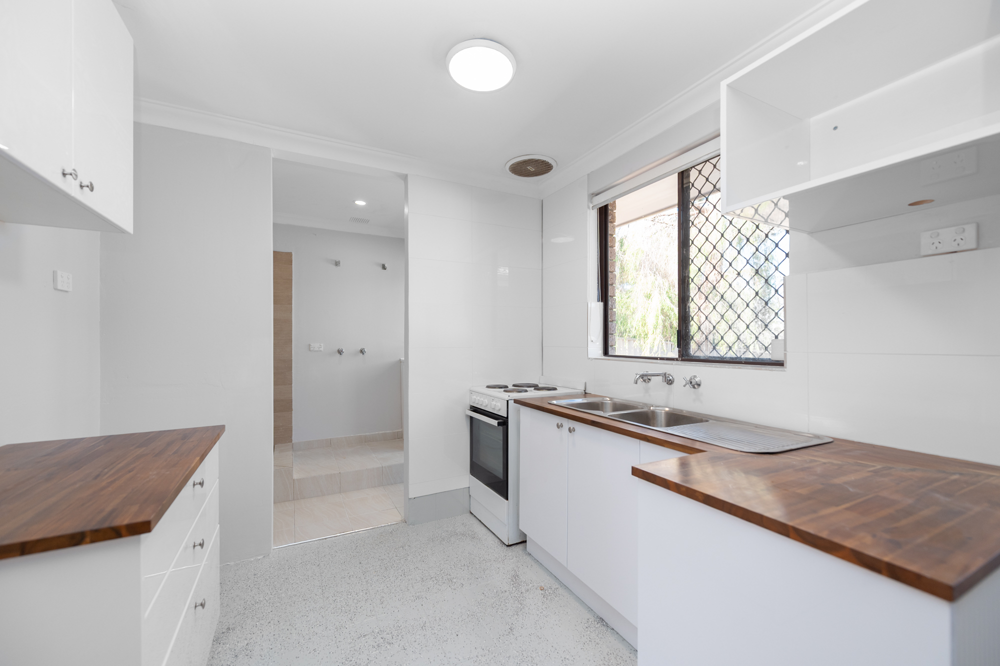 130 Elderberry Drive, SOUTH LAKE WA 6164