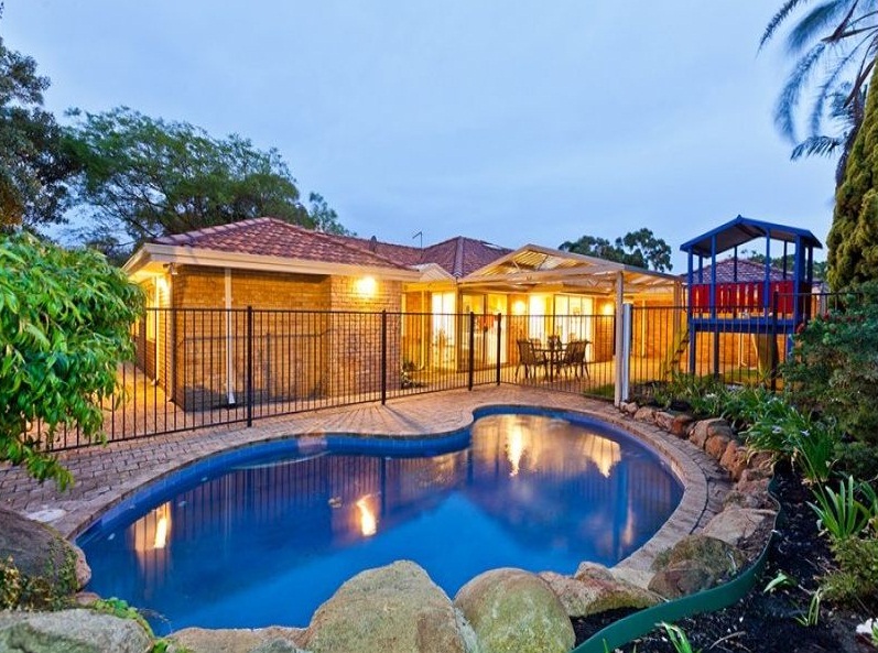 5 Park View Green Churchlands WA 6018