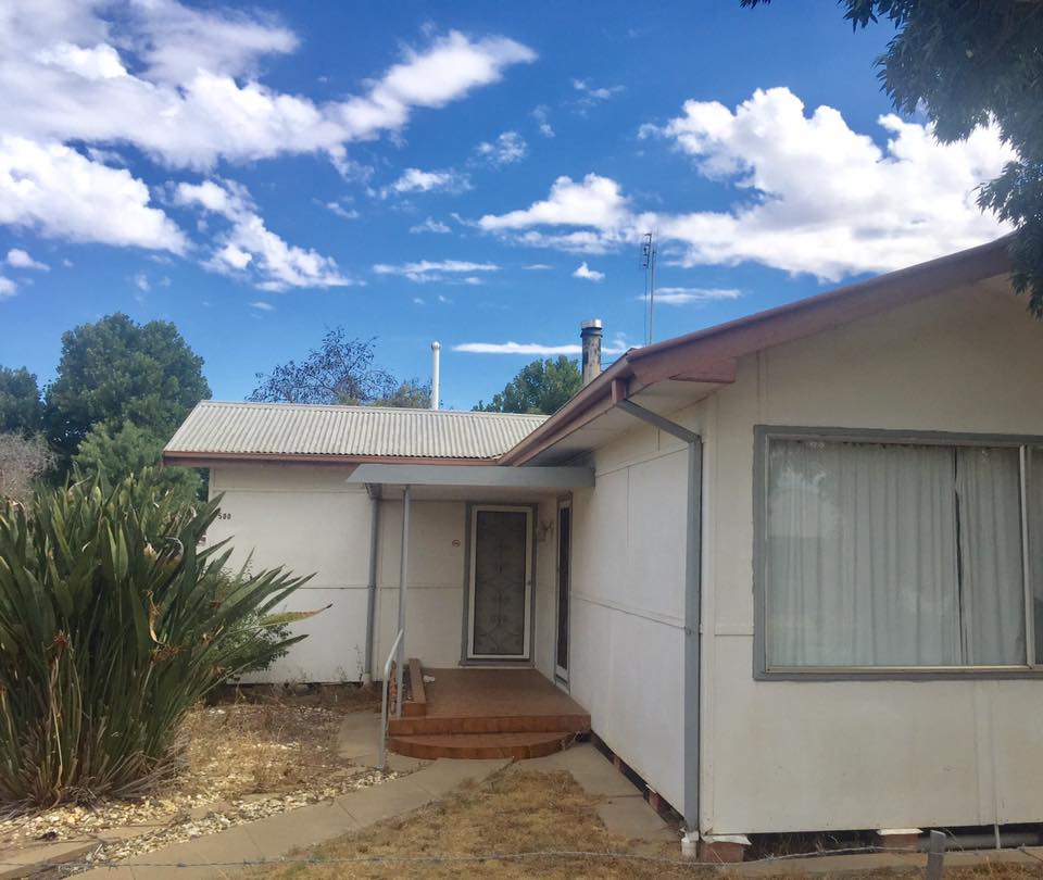 500 Park Street, HAY NSW 2711