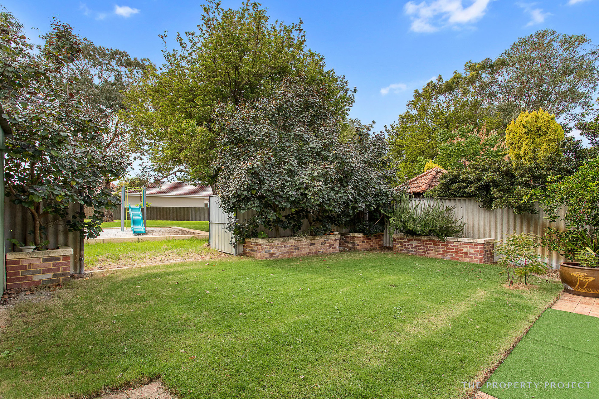 60 Inverness Crescent Menora WA 6050