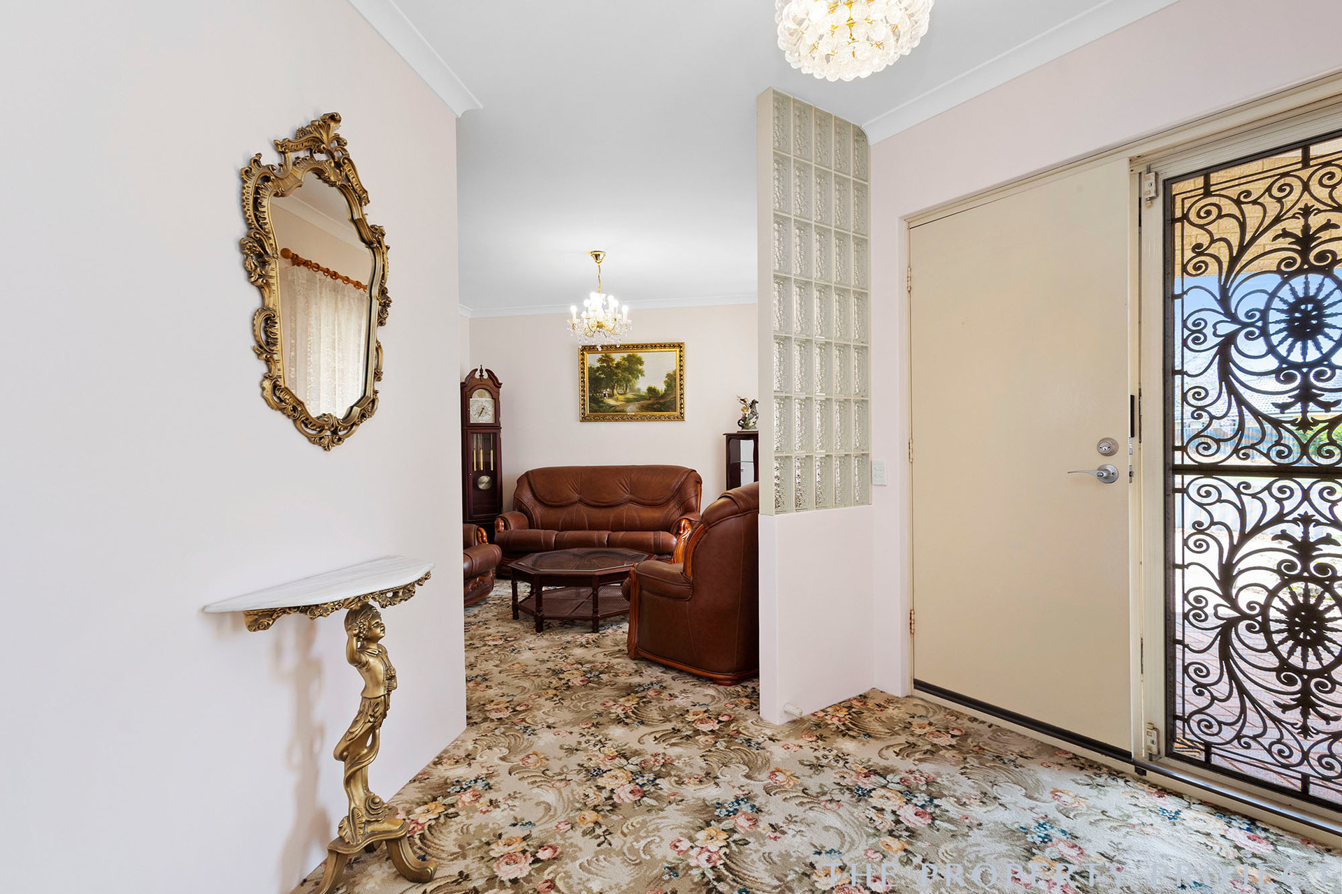 54 Woodhouse Circuit Canning Vale WA 6155