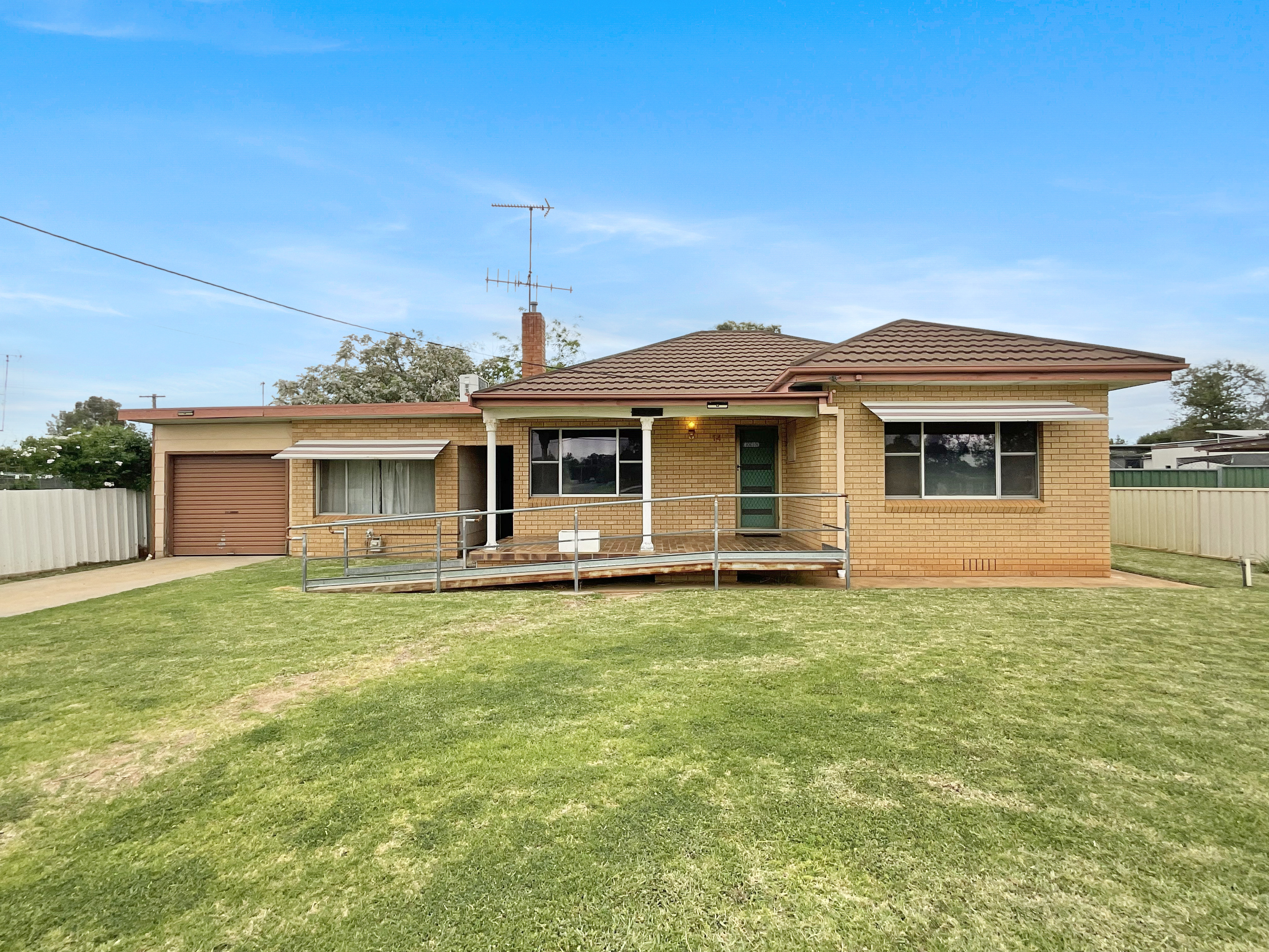 14 Reid Street, FORBES NSW 2871