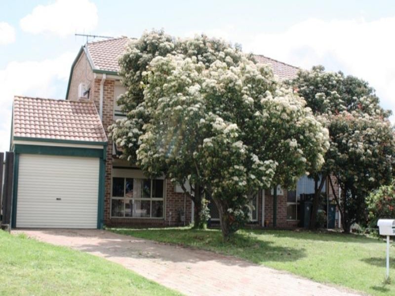 34 Mclaren Pl, INGLEBURN NSW 2565