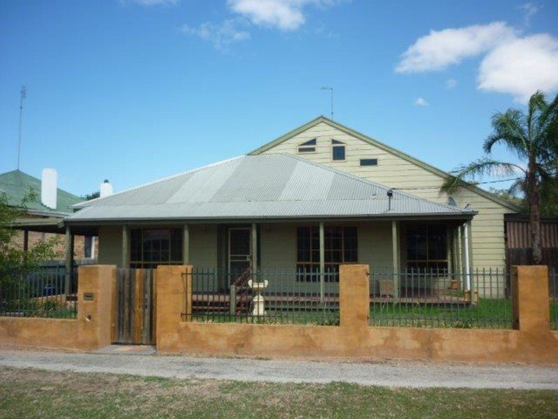 30 Devereux Street, WARRACKNABEAL VIC 3393