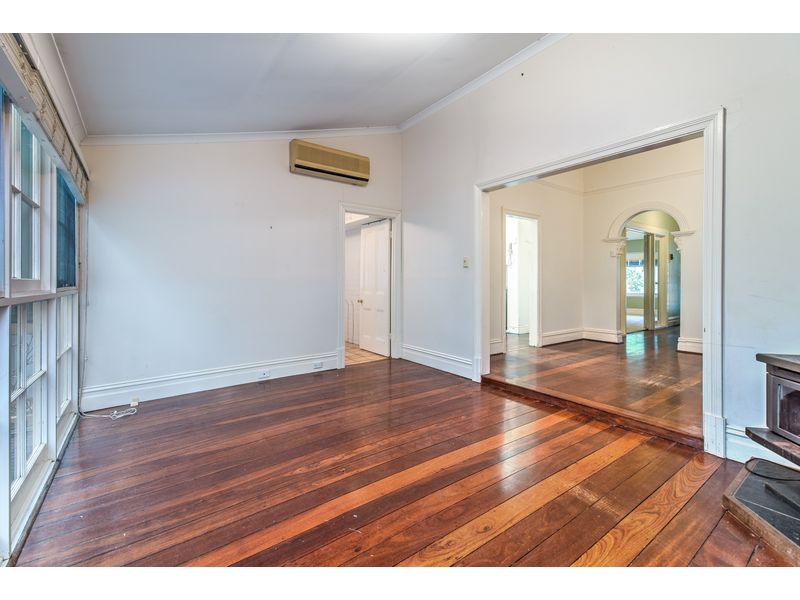 96 Archdeacon Street Nedlands WA 6009