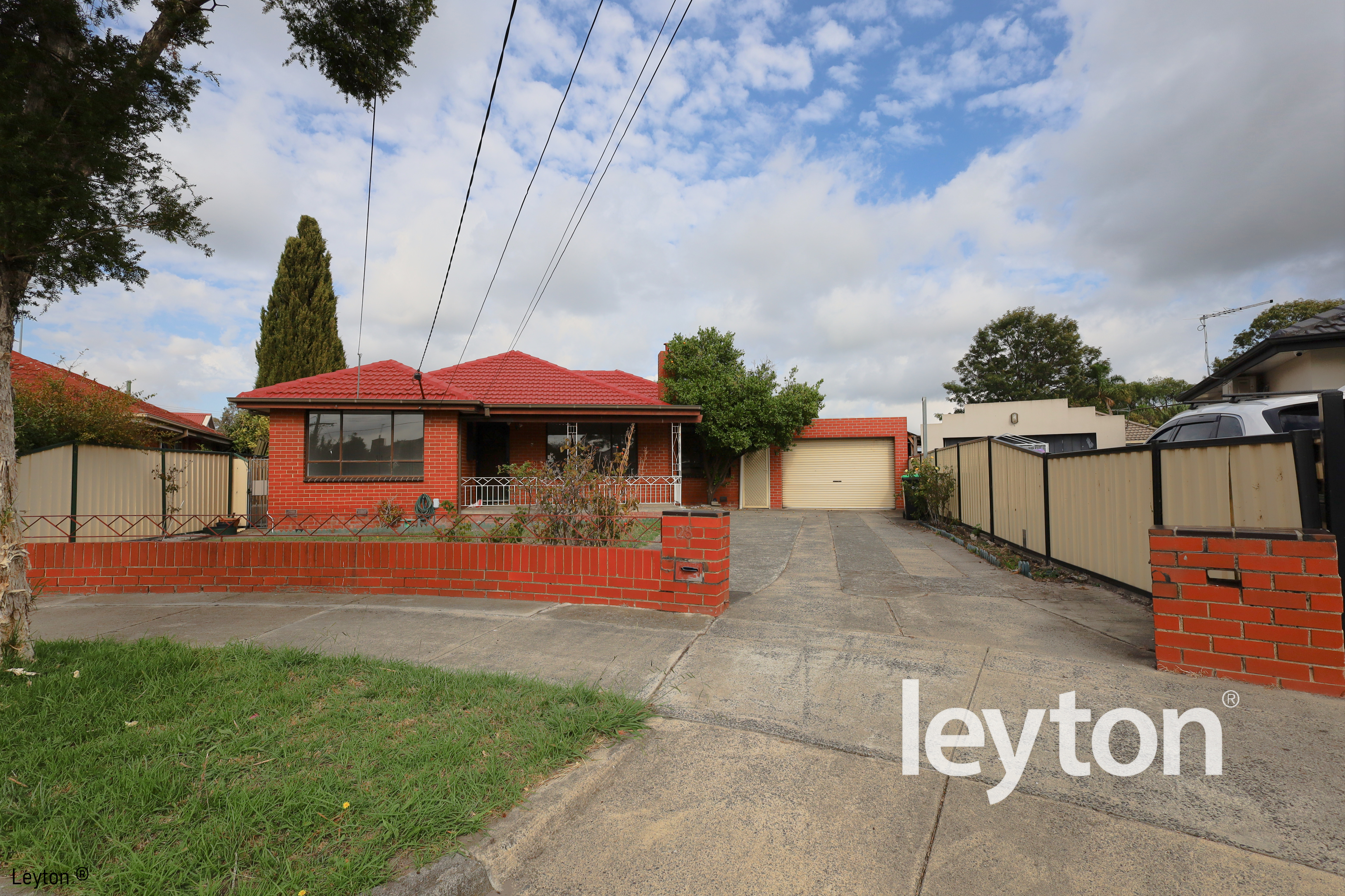 28 Maureen Cres, NOBLE PARK VIC 3174