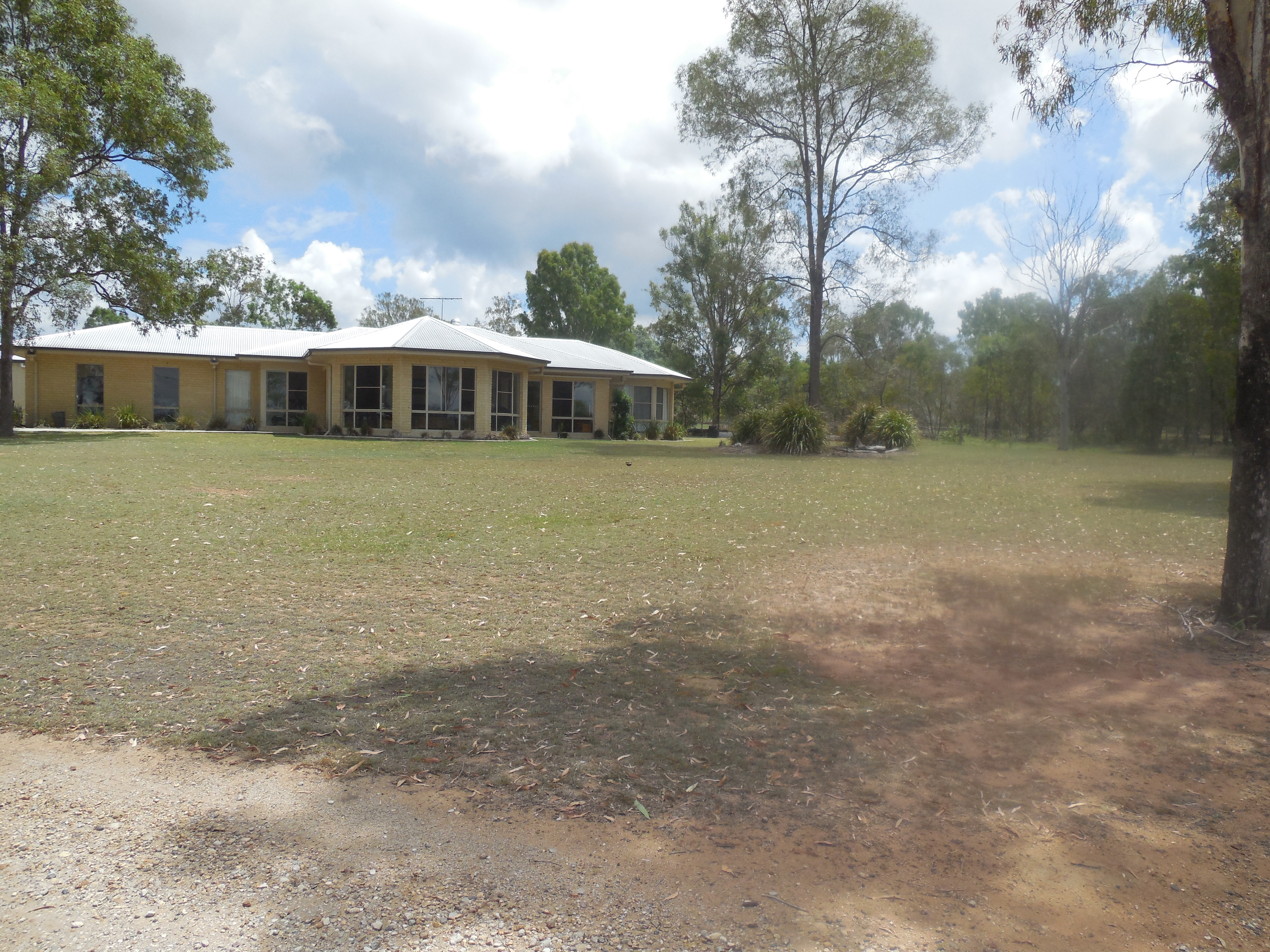 28 Olive Grove Drive, ADARE QLD 4343