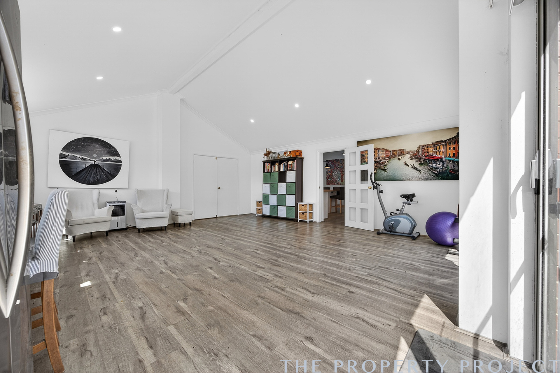 4 Rosneath Terrace Kinross WA 6028
