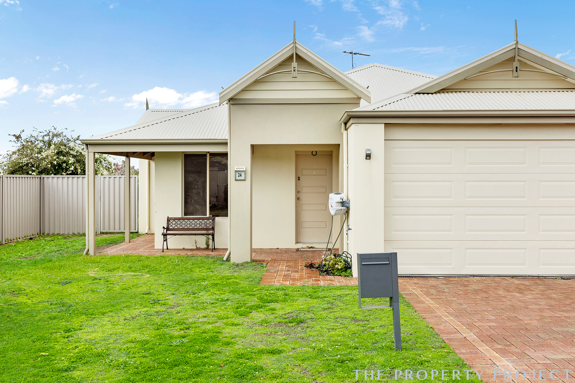 24 Wicklow Circle Darch WA 6065