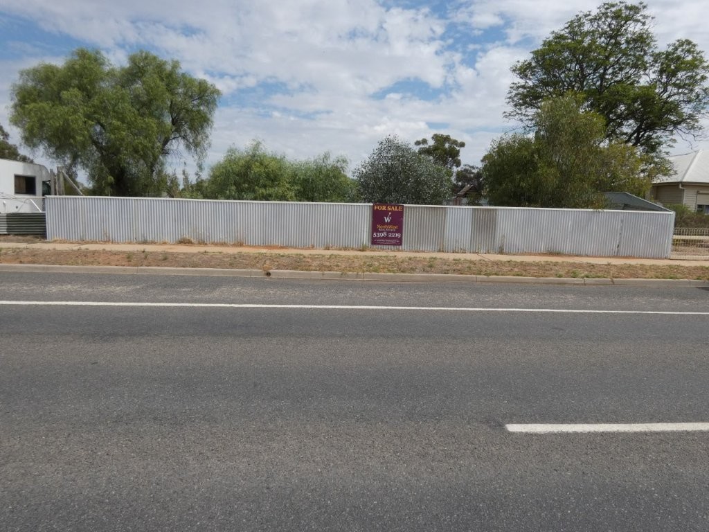 142 Woods Street, DONALD VIC 3480