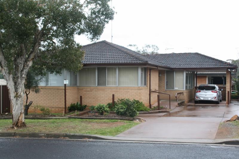 26 Richardson  Rd, NARELLAN NSW 2567