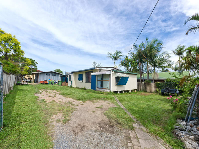 16A 16A Harley Street, LABRADOR QLD 4215