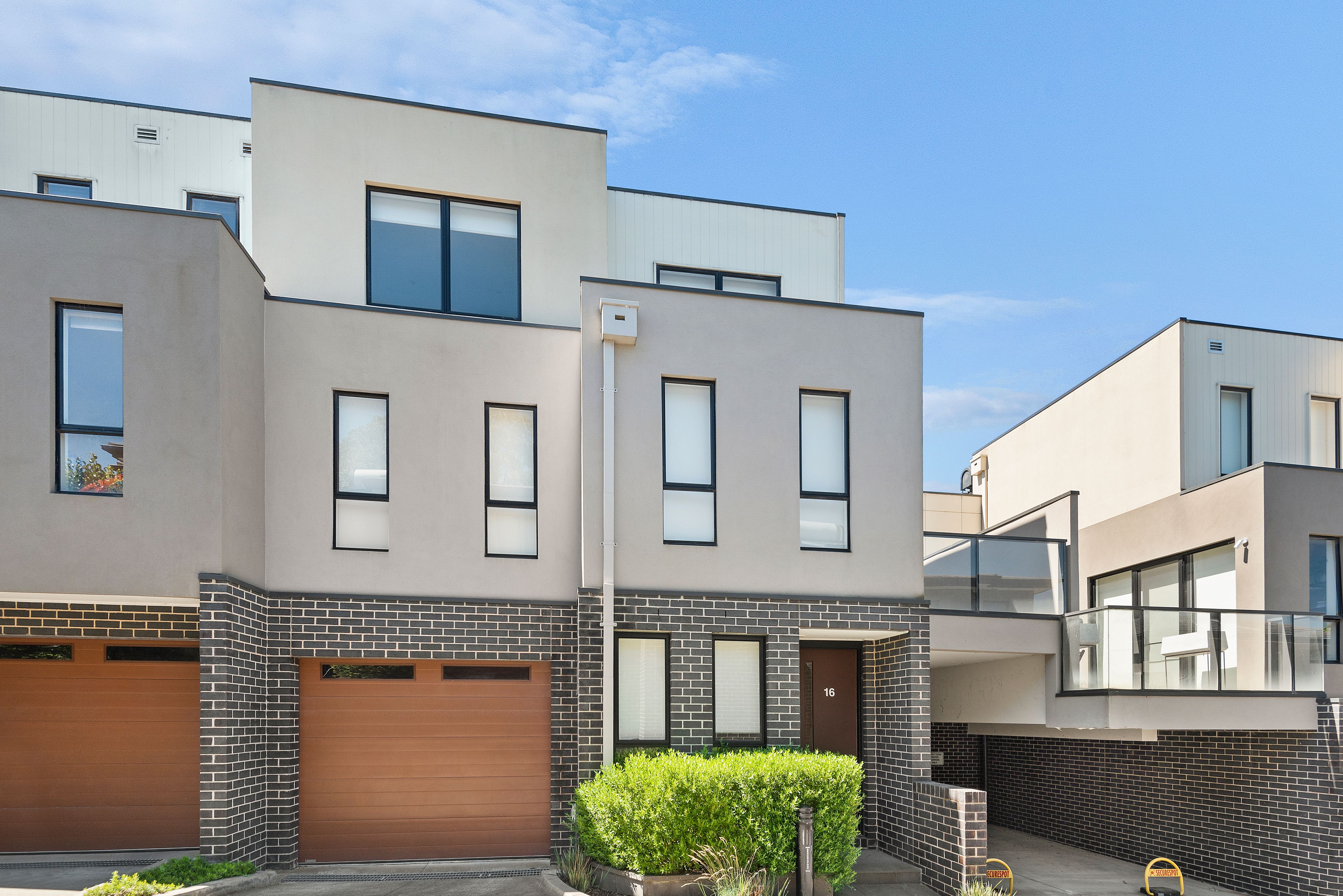 16 / 222 Williamsons Road, DONCASTER VIC 3108