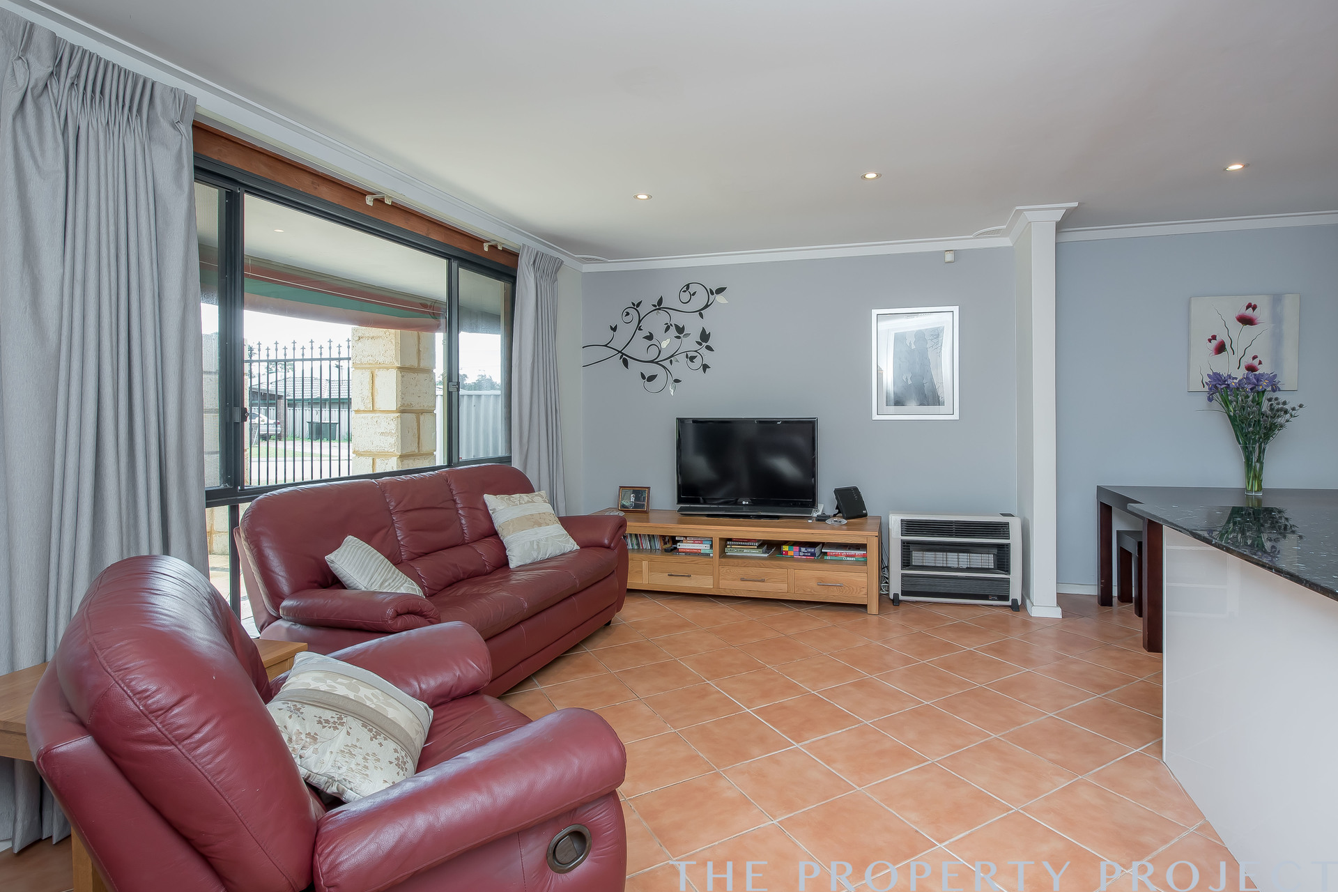 4 Cawarra Crescent Craigie WA 6025