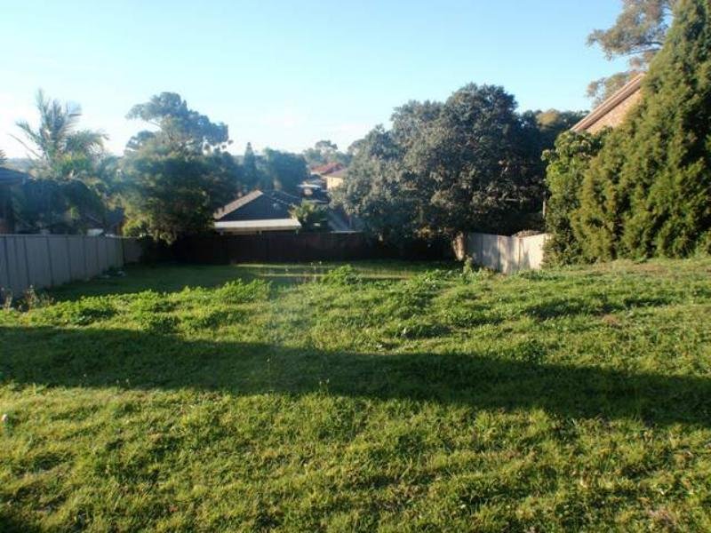 14 Selkirk St, ST ANDREWS NSW 2566