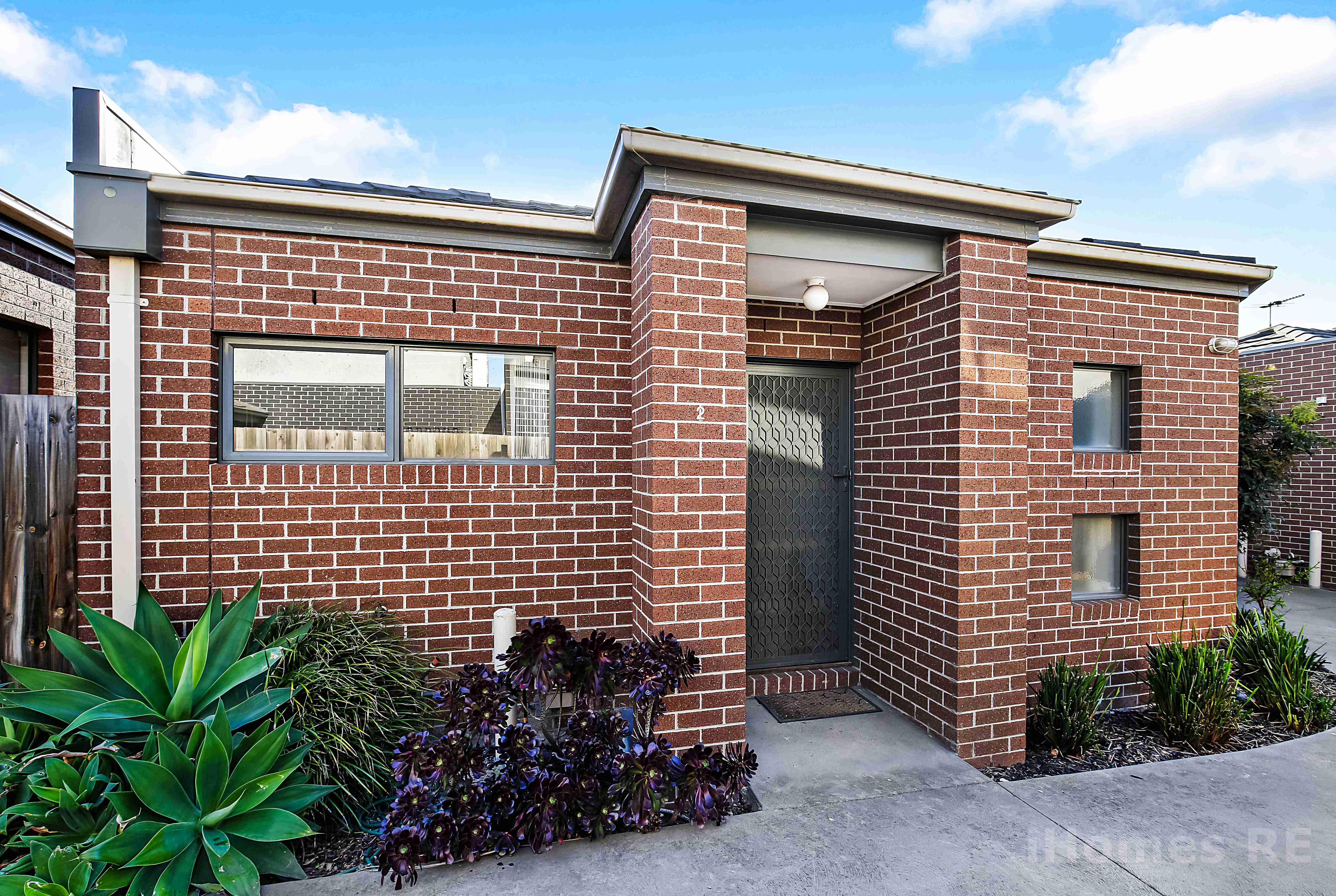 2 / 24 David St, LALOR VIC 3075
