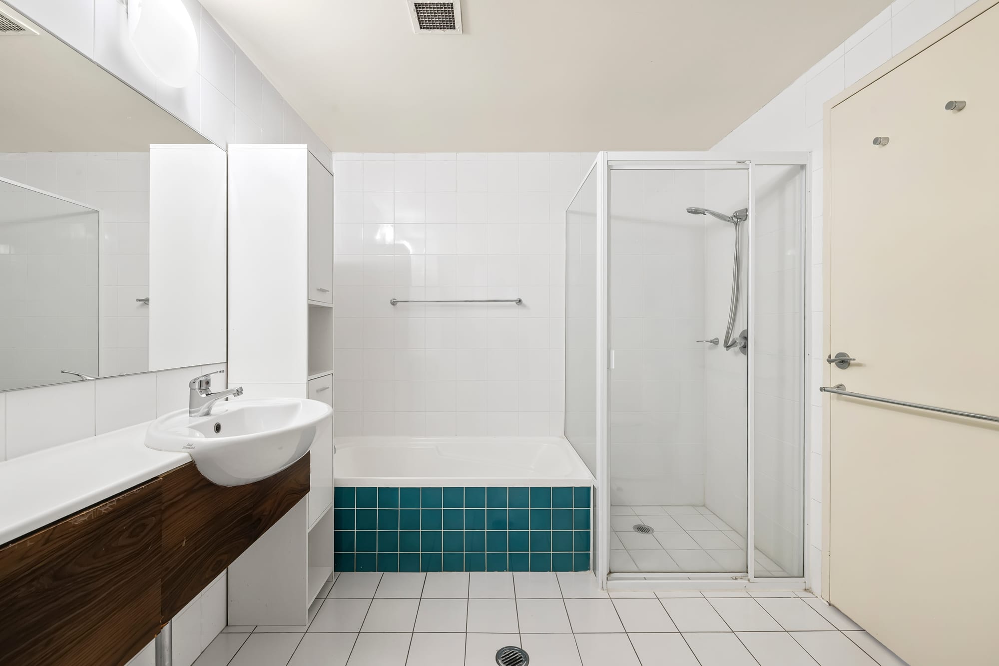 F17/780 Bourke Street, Redfern Leased by The Gallery Real Estate - image 8