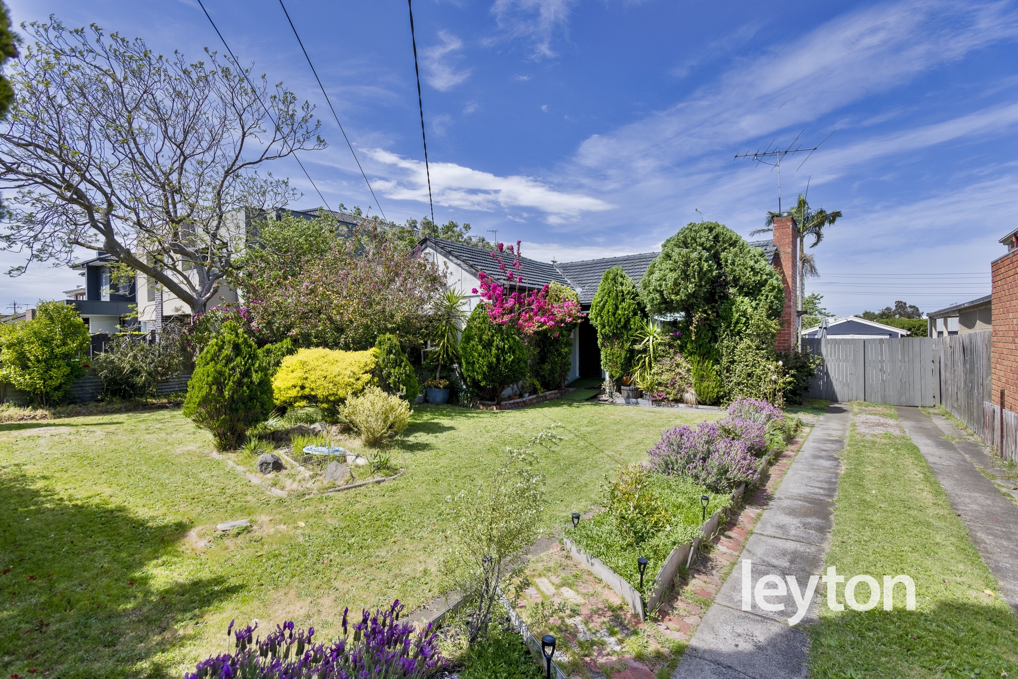 8 Hinkler Avenue, BENTLEIGH EAST VIC 3165