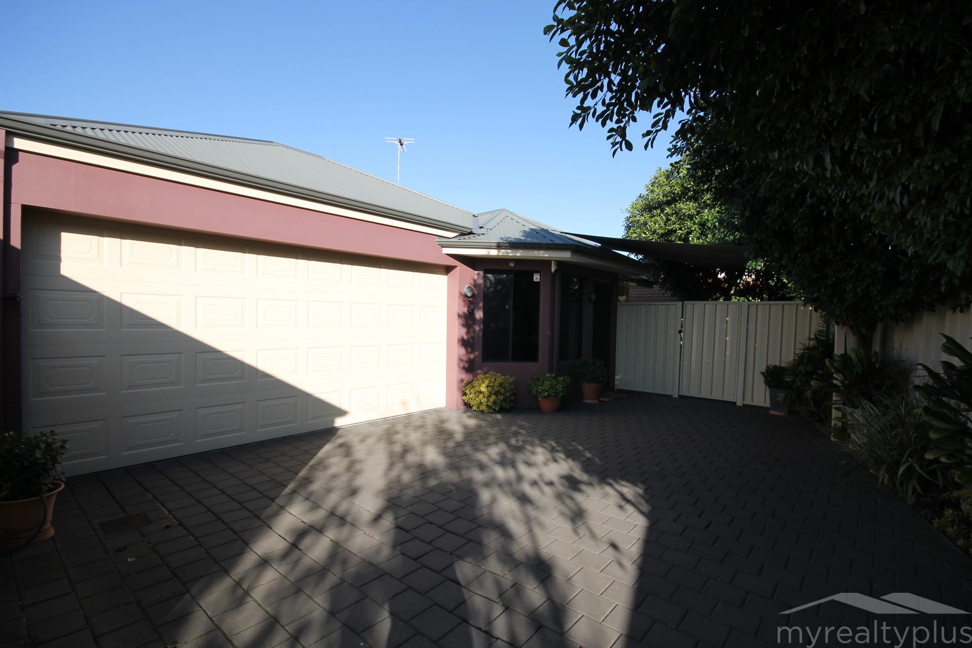 44C Woodchester Road, NOLLAMARA WA 6061