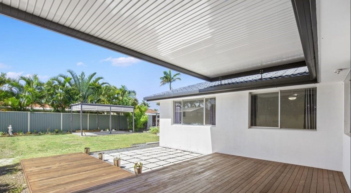 131 Hooker Boulevard, BROADBEACH WATERS QLD 4218
