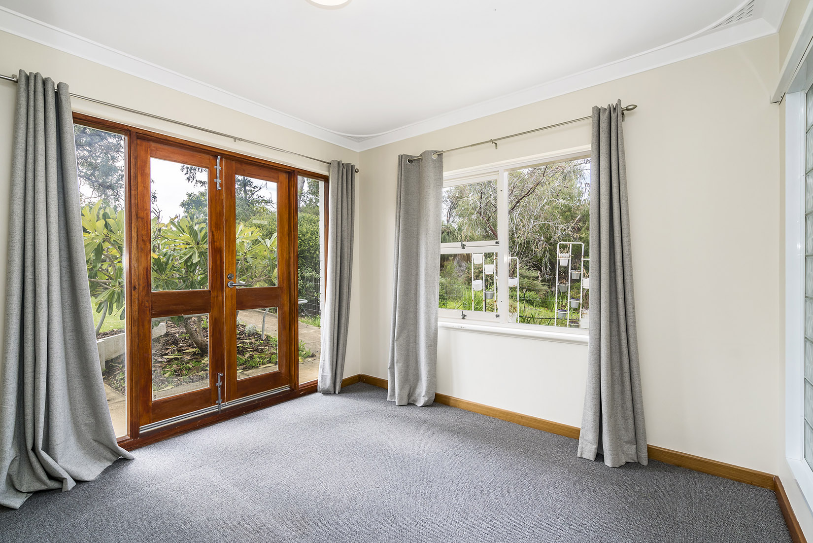 3 Wincanton Road Karrinyup WA 6018