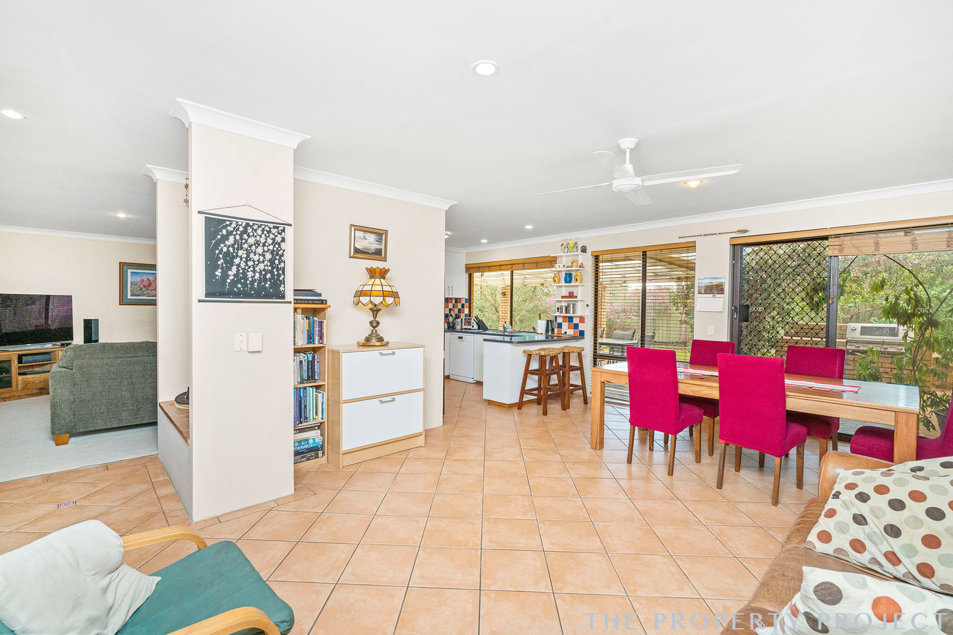 8 Pergola Place Edgewater WA 6027
