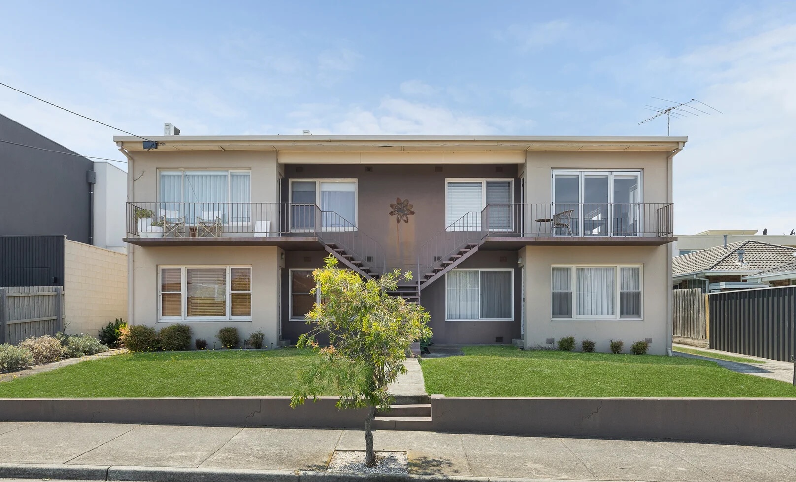 2 / 25 John Street, MORDIALLOC VIC 3195