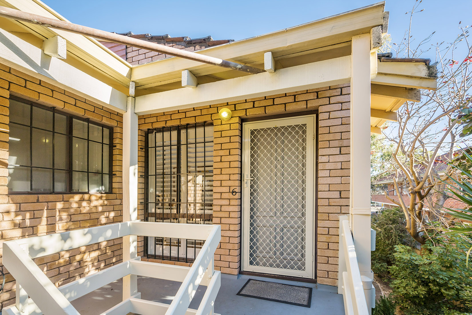 6 160 Broadway Crawley WA 6009