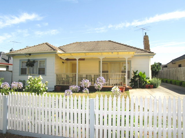 1 / 11 Wallace Avenue, DANDENONG VIC 3175