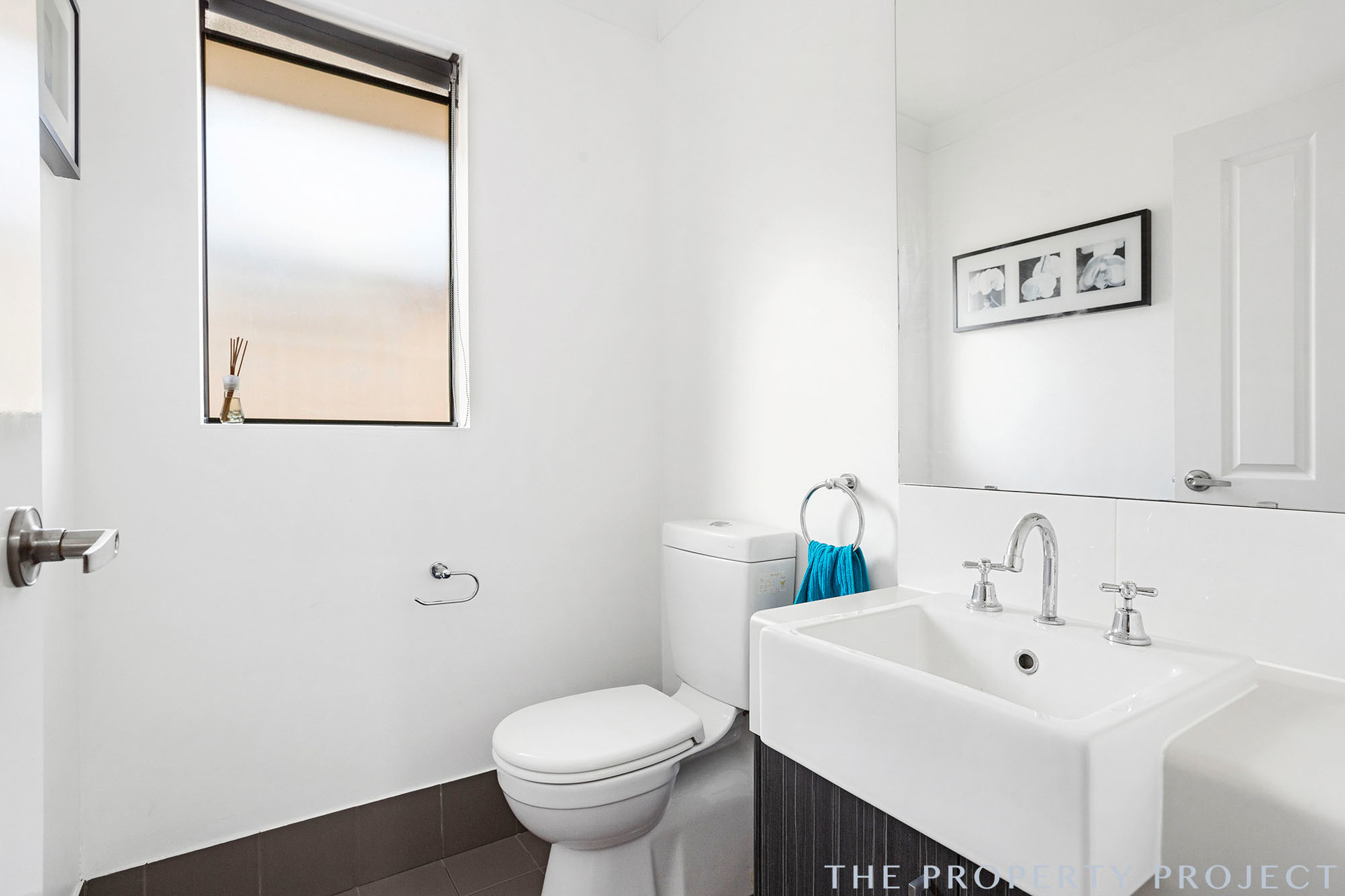 16 Aubun Garden Caversham WA 6055