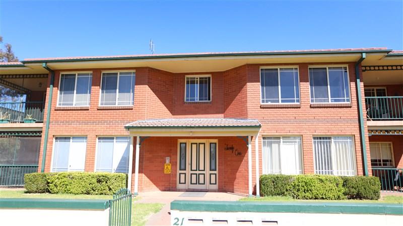 3 / 21 Bandon  Street, FORBES NSW 2871