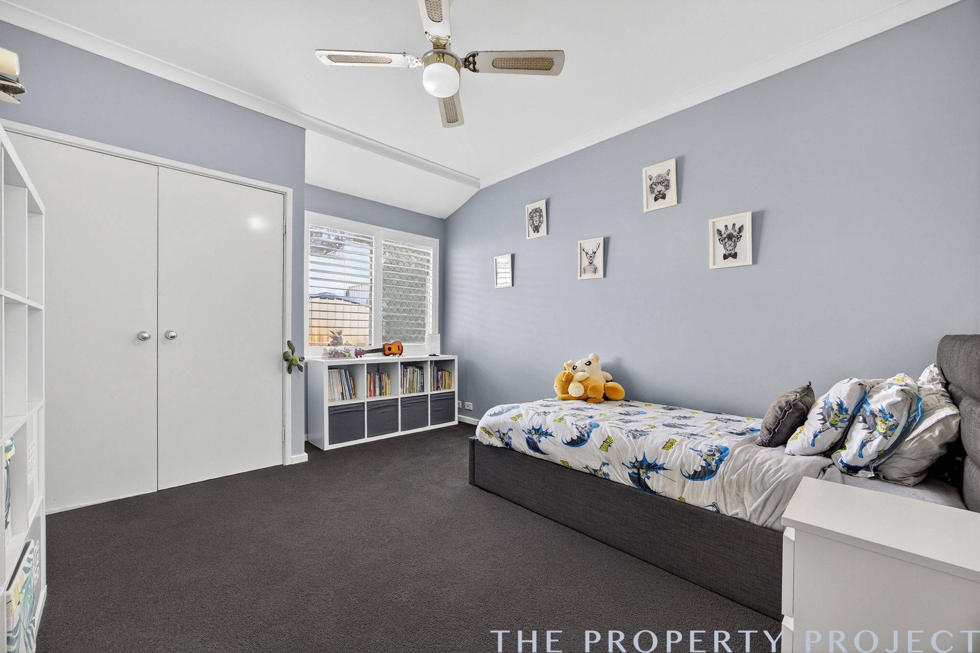 17 The Oval Madeley WA 6065
