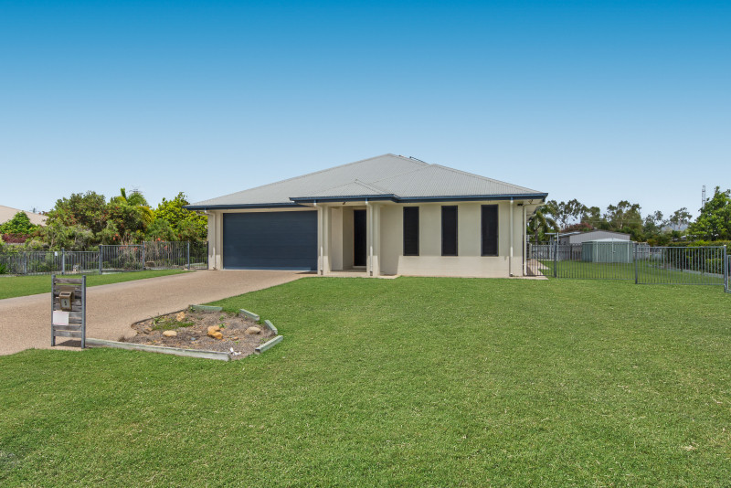 5 Bronco Ct, KELSO QLD 4815