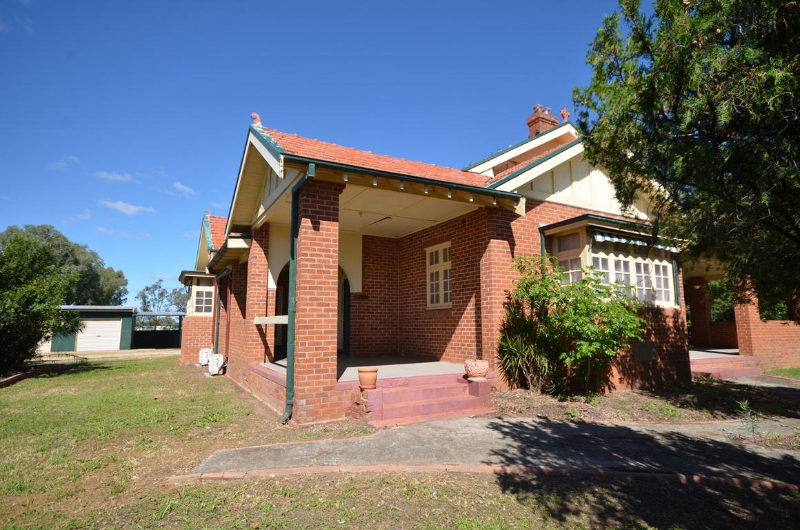 8 Rees Avenue, BOGGABRI NSW 2382