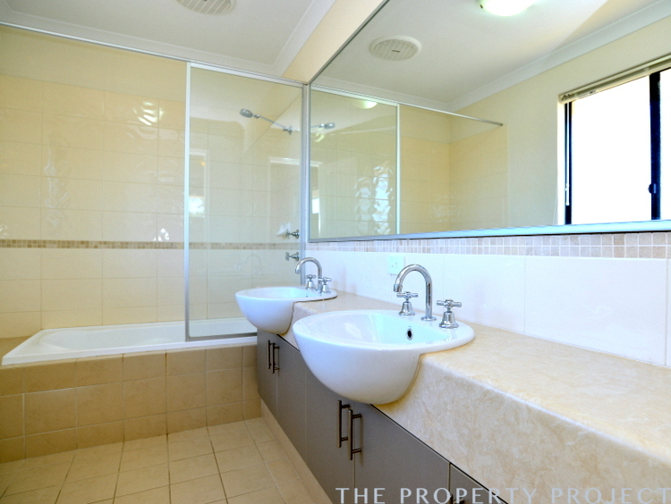 4 3 Elward Place Balga WA 6061