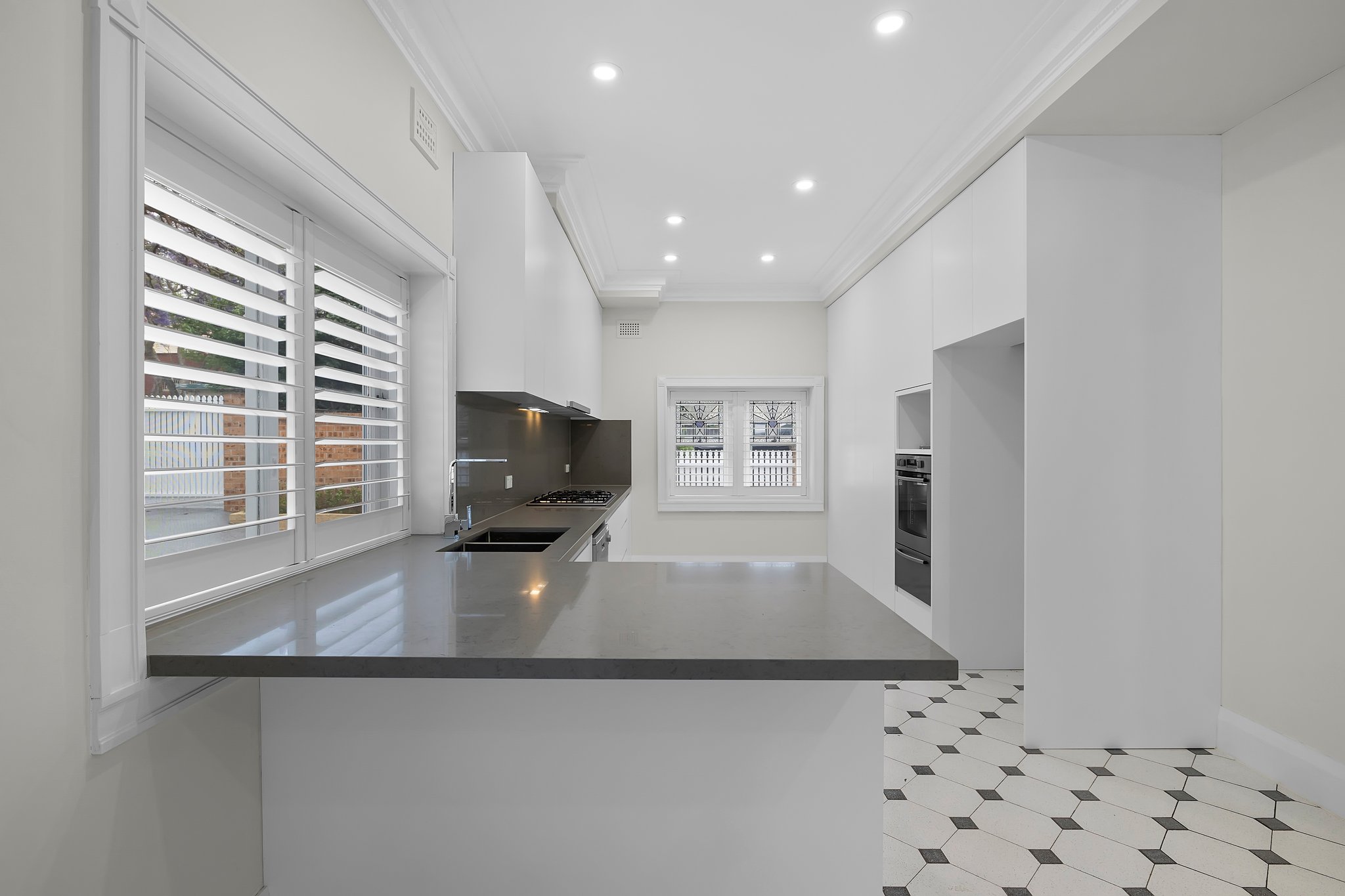 11 Weldon St, Burwood Leased by The Gallery Real Estate - image 4