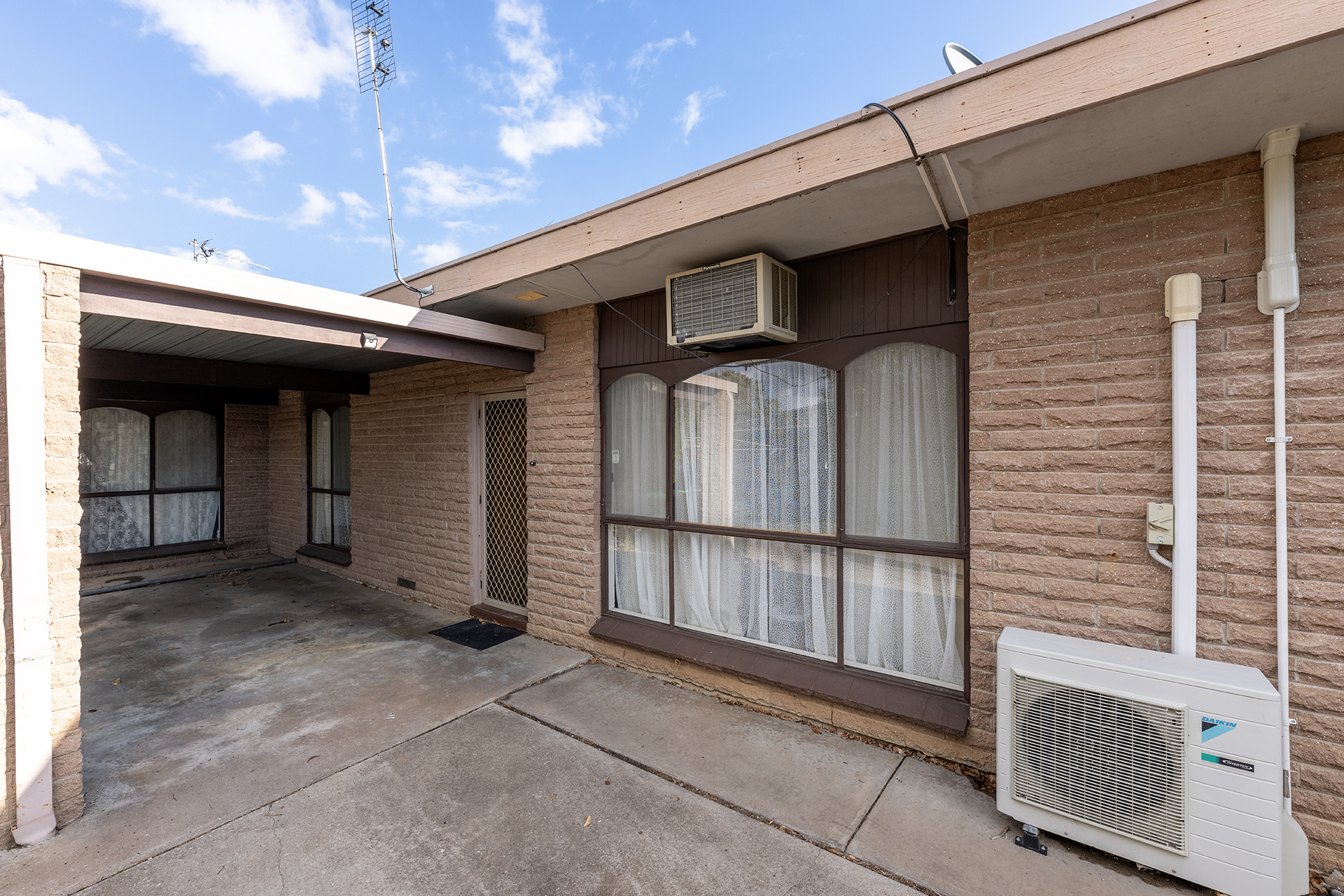 2 / 5 Schwarz Avenue, HORSHAM VIC 3400