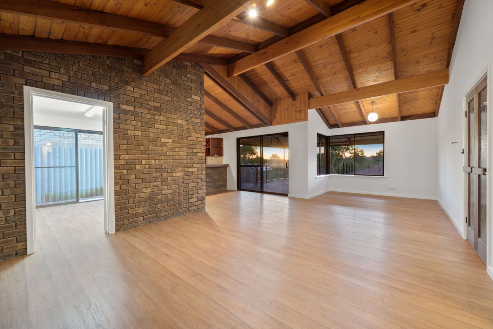 15 Tresise Street Carine WA 6020