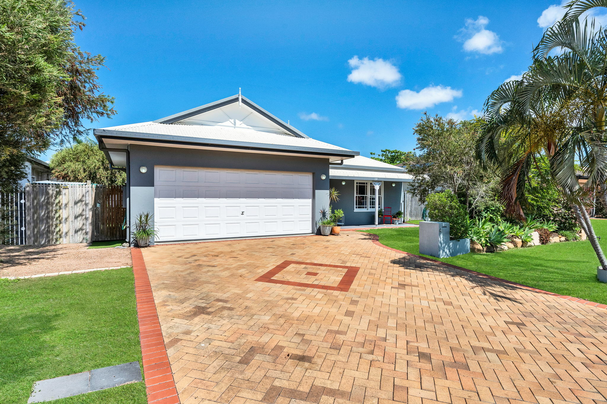 4 Emmet Ct, ANNANDALE QLD 4814