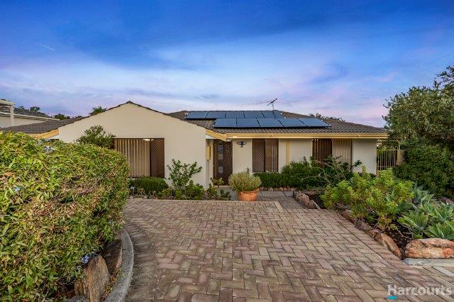 11 Grevillea Way Heathridge WA 6027
