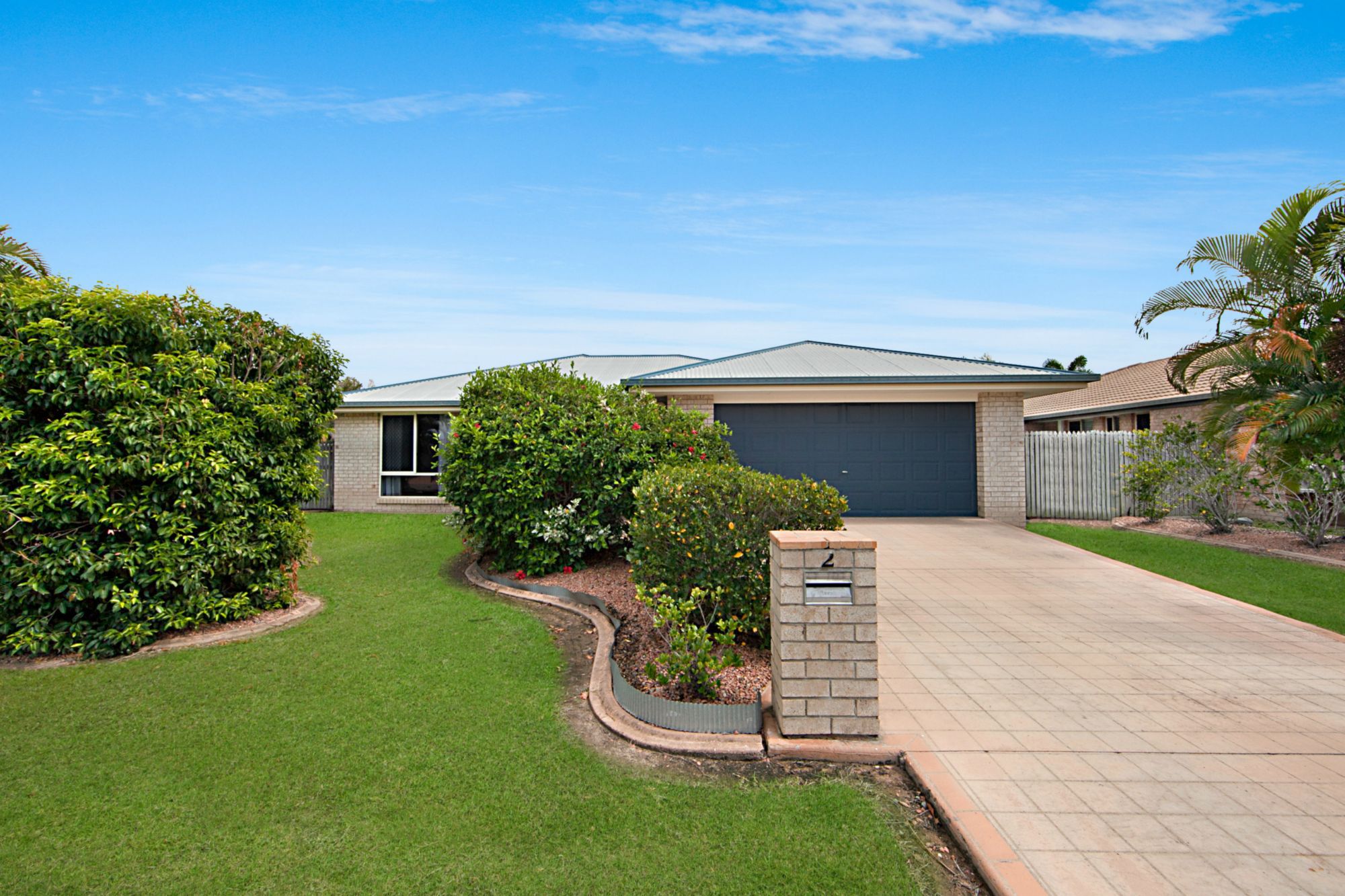 2 Wallace Circuit, KIRWAN QLD 4817
