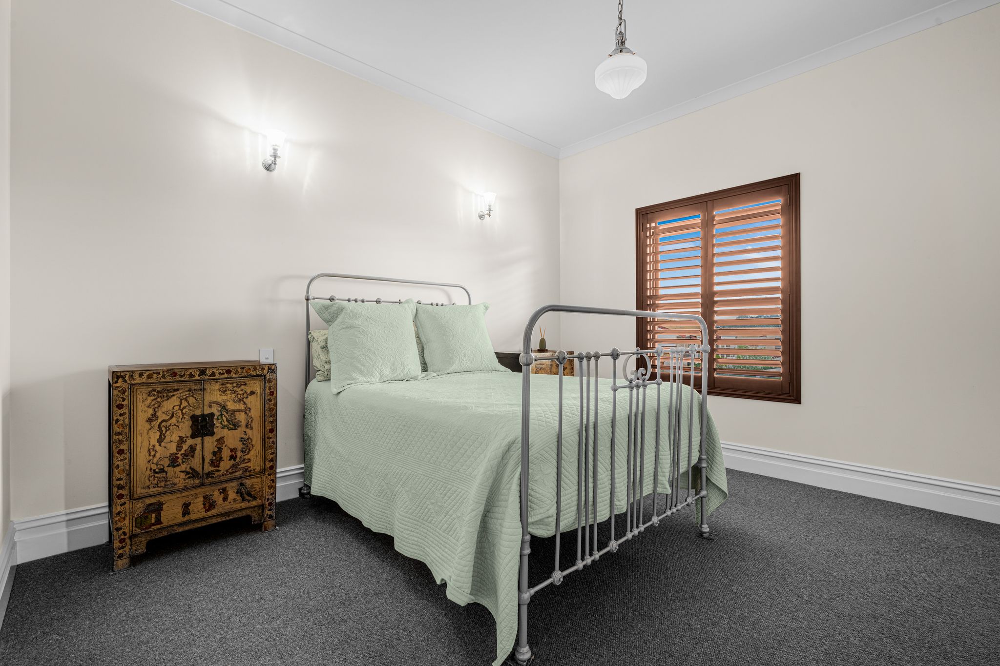 24 Leonora St Como WA 6152