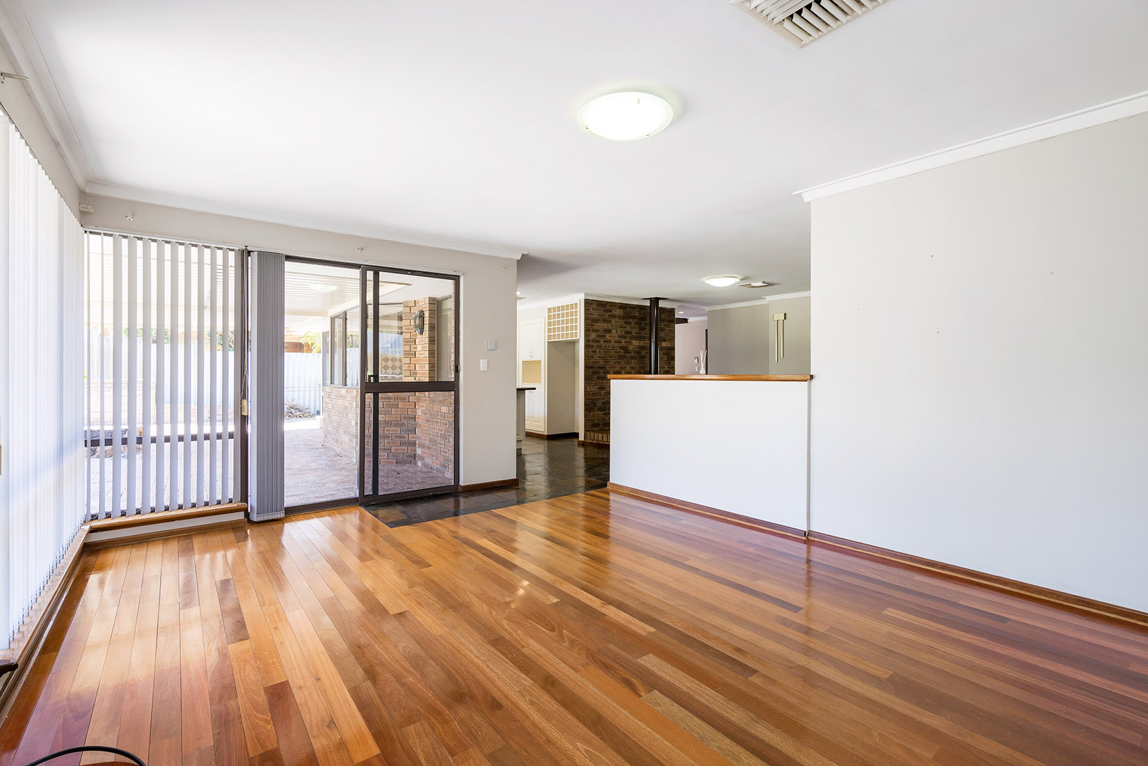 17 Smitherson Street Noranda WA 6062
