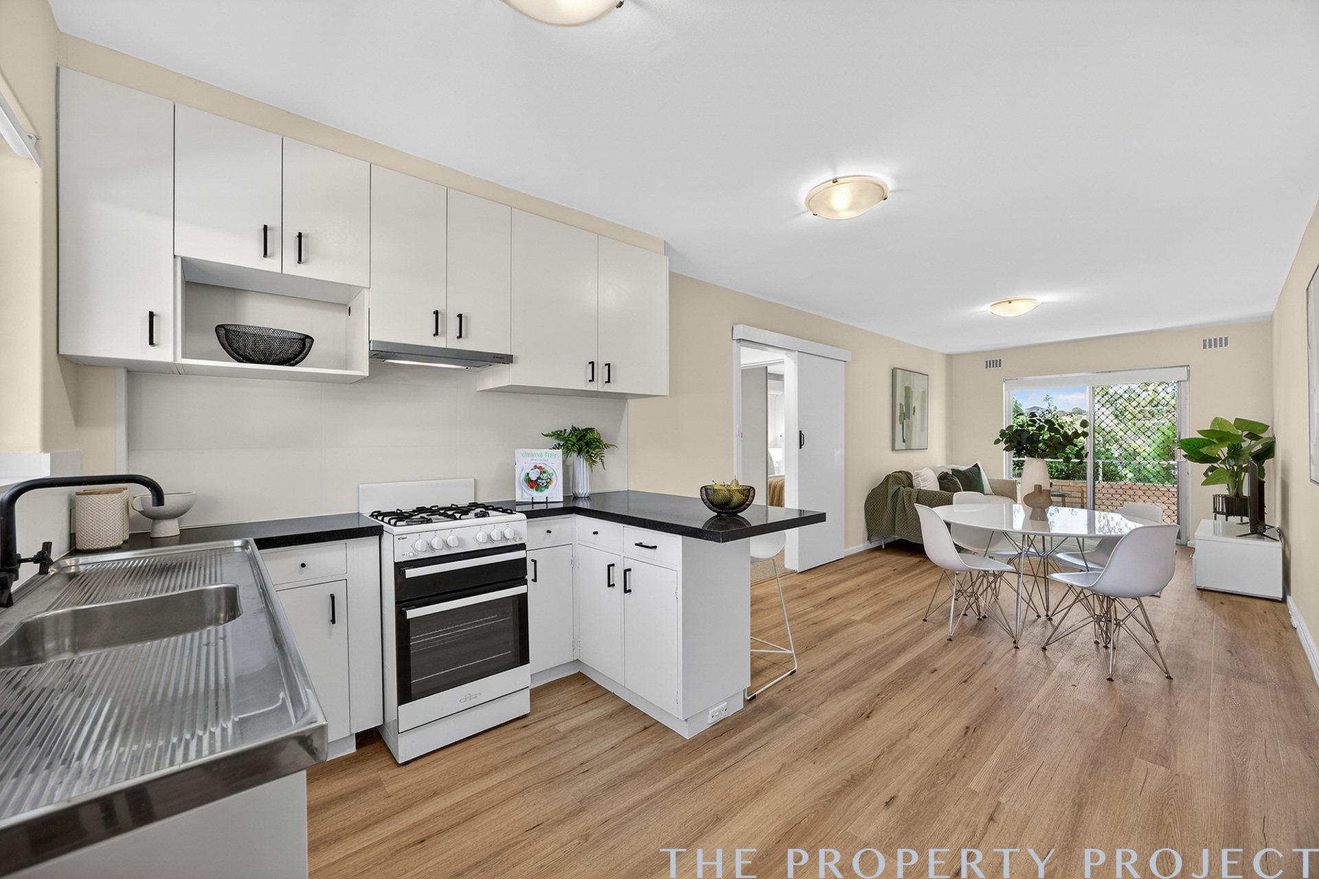 2 143 Edinboro Street Joondanna WA 6060