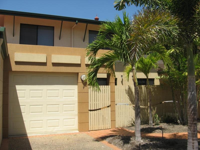 7 / 12 Sanctuary Drive, Fairfield Waters, IDALIA QLD 4811